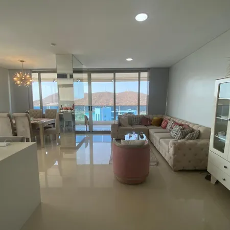 Apartamento en piso 20 con vista espectacular al mar, Sierra Nevada y Jardín privado en Santa Marta Santa Marta  Exterior foto